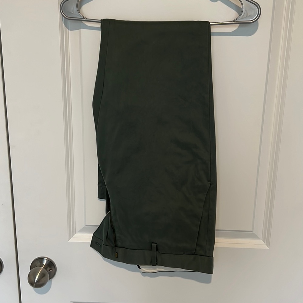 Men’s slacks